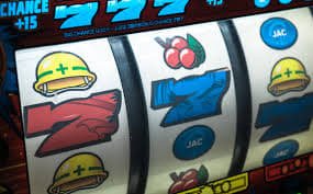 Step-by-step deposit process on poker online shown on a mobile screen